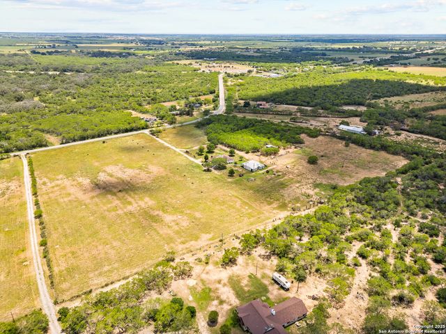 425 OLD PLEASANTON RD, San Antonio, TX 78264
