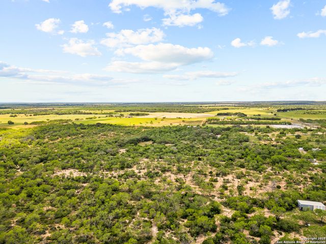 425 OLD PLEASANTON RD, San Antonio, TX 78264