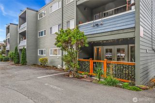 236 S 152nd Street #A105, Burien, WA 98148