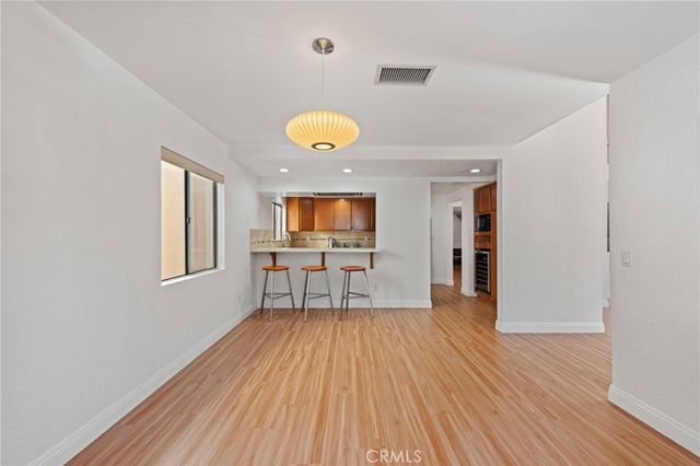 1832 Redcliff Street, Los Angeles, CA 90026