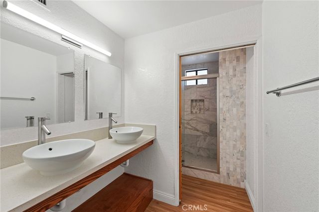 1832 Redcliff Street, Los Angeles, CA 90026