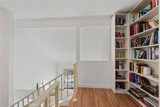 1832 Redcliff Street, Los Angeles, CA 90026