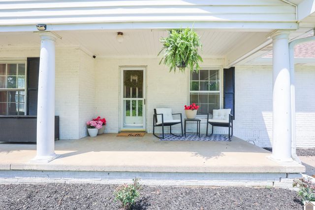 1763 Dogtown Rd, Benton, KY 42025