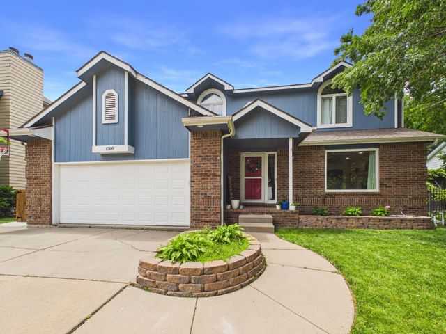 1309 N Manchester St, Wichita, KS 67212