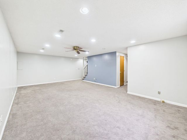 1309 N Manchester St, Wichita, KS 67212
