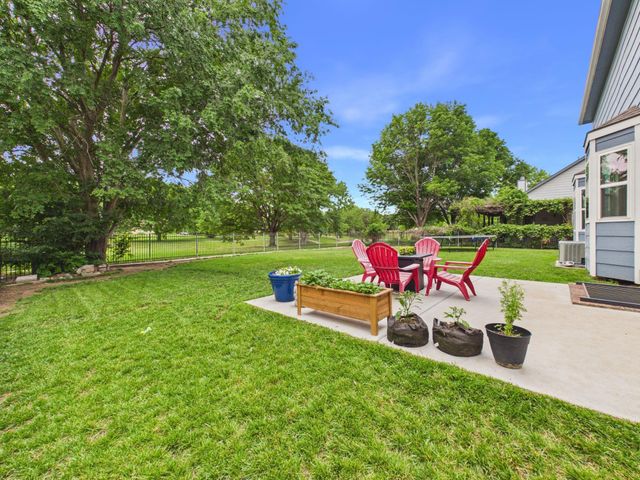 1309 N Manchester St, Wichita, KS 67212