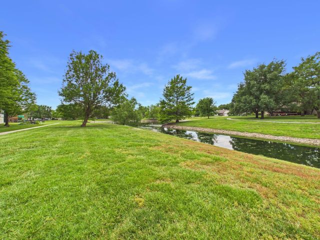 1309 N Manchester St, Wichita, KS 67212