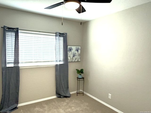 608 ROOSEVELT DR, Seguin, TX 78155