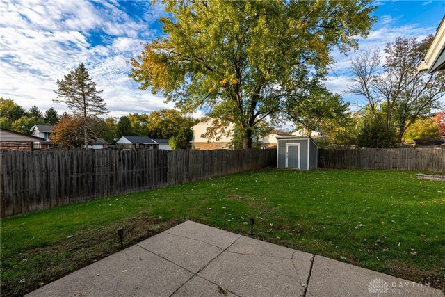 4815 Flagstone Court, Dayton, OH 45424