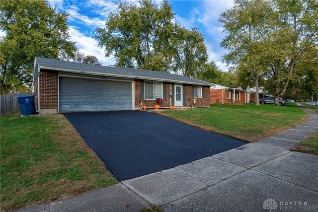 4815 Flagstone Court, Dayton, OH 45424