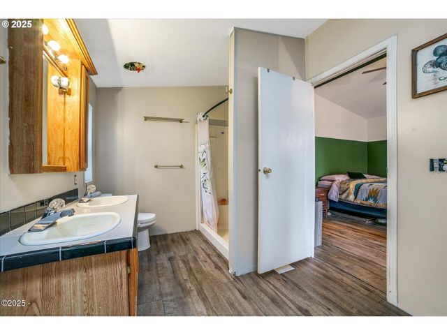 1346 Sw 63RD St, Lincoln City, OR 97367