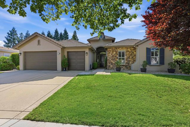 1570 Danbrook Dr, Sacramento, CA 95835