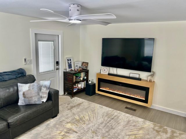 3319 NW 64th Court, Coconut Creek, FL 33073