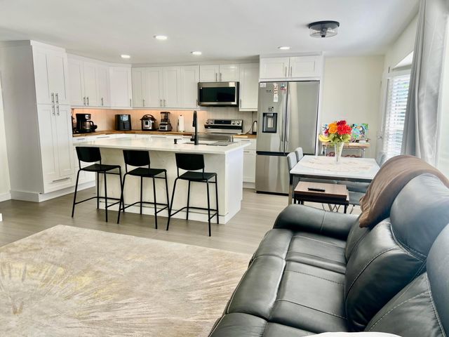 3319 NW 64th Court, Coconut Creek, FL 33073