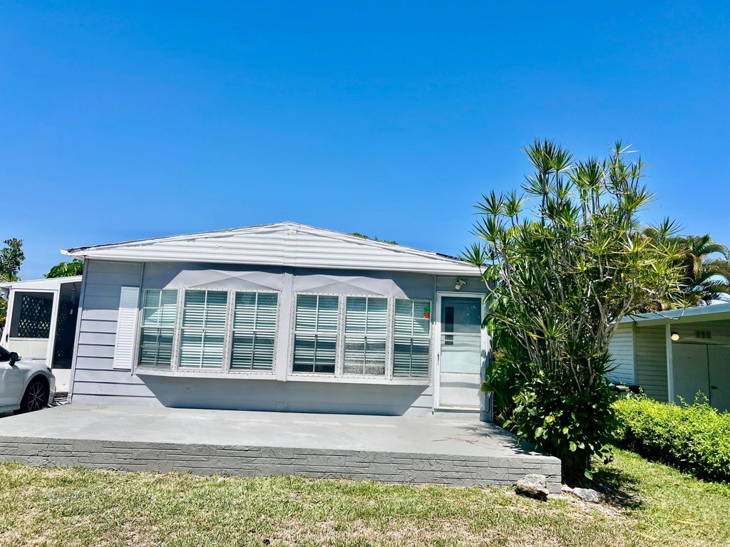 3319 NW 64th Court, Coconut Creek, FL 33073