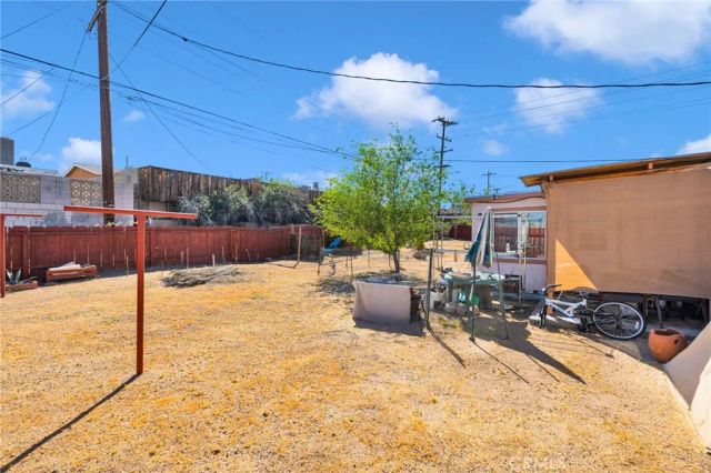 1600 De Anza Street, Barstow, CA 92311