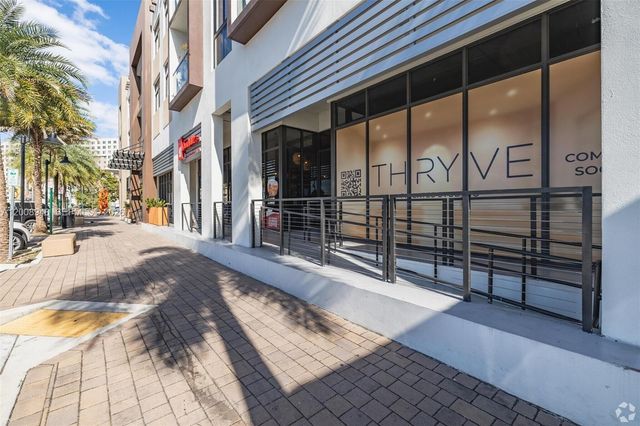 1 Curtiss Pkwy 219, Miami Springs, FL 33166