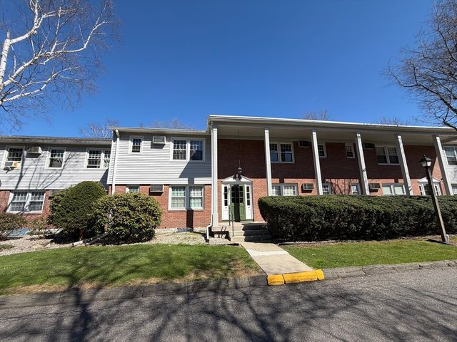 80 Brush Hill Avenue 40, West Springfield, MA 01089