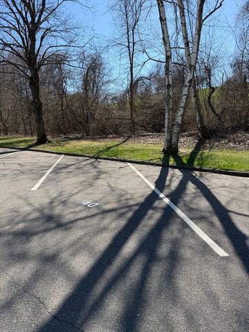 80 Brush Hill Avenue 40, West Springfield, MA 01089