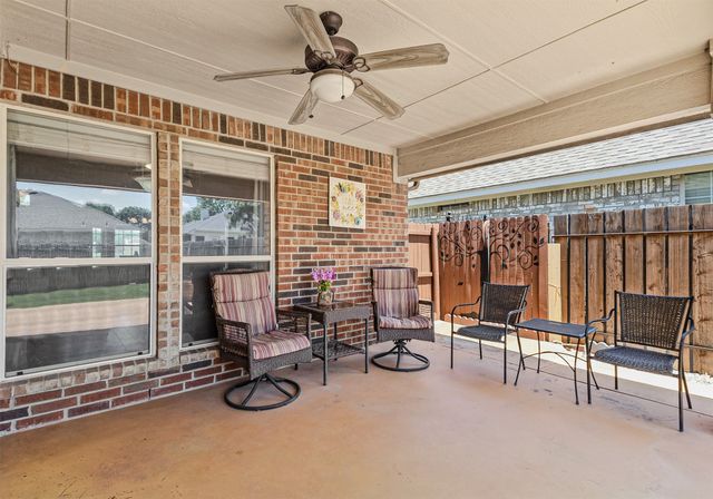 8552 Lake Springs Trail, Fort Worth, TX 76053