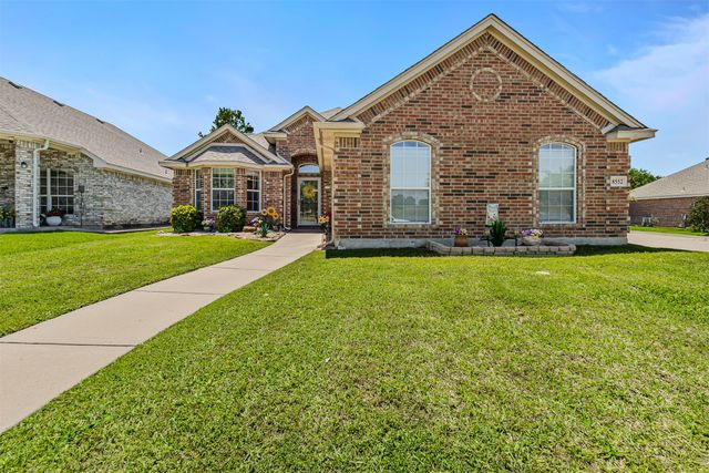 8552 Lake Springs Trail, Fort Worth, TX 76053