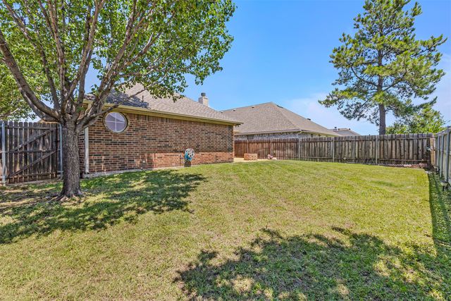 8552 Lake Springs Trail, Fort Worth, TX 76053