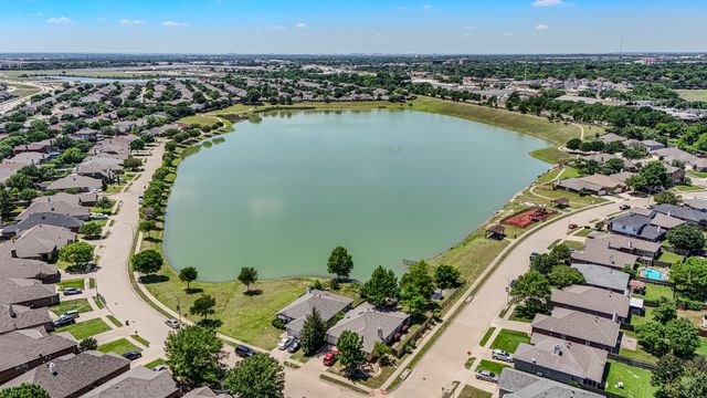 8552 Lake Springs Trail, Fort Worth, TX 76053