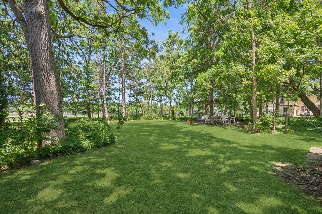 1060 Deerfield Road, Deerfield, IL 60015