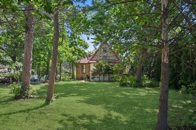 1060 Deerfield Road, Deerfield, IL 60015