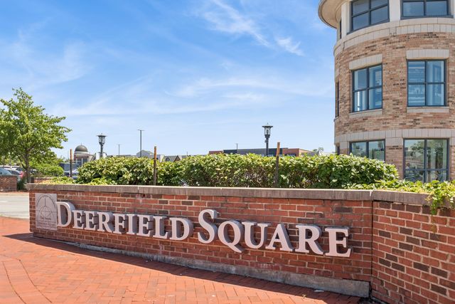1060 Deerfield Road, Deerfield, IL 60015