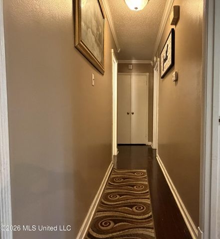 8576 W Cedar Circle, Southaven, MS 38671