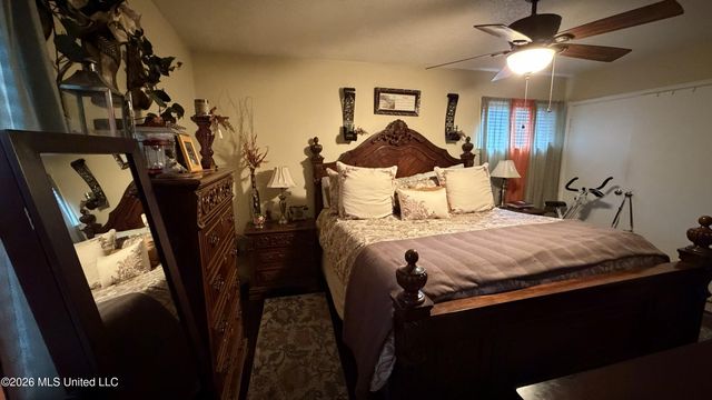 8576 W Cedar Circle, Southaven, MS 38671