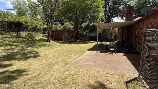8576 W Cedar Circle, Southaven, MS 38671