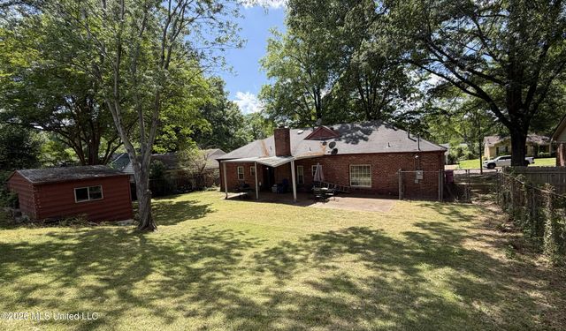 8576 W Cedar Circle, Southaven, MS 38671