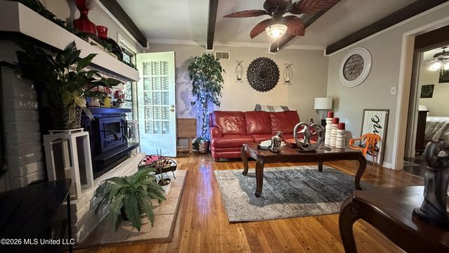 8576 W Cedar Circle, Southaven, MS 38671
