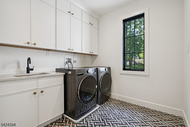 62 Albright Cir, Madison Boro, NJ 07940