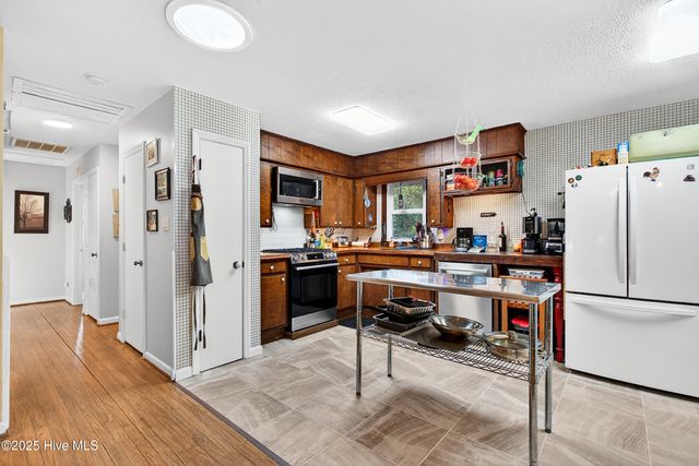 2900 Brices Creek Road, New Bern, NC 28562