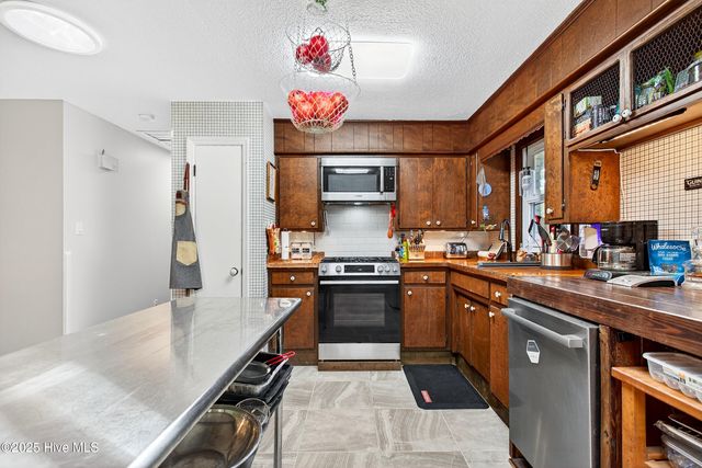 2900 Brices Creek Road, New Bern, NC 28562