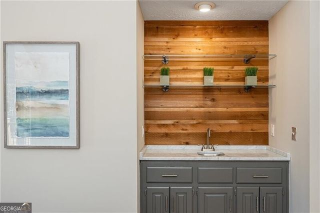 11190 Surrey Park Trail, Johns Creek, GA 30097