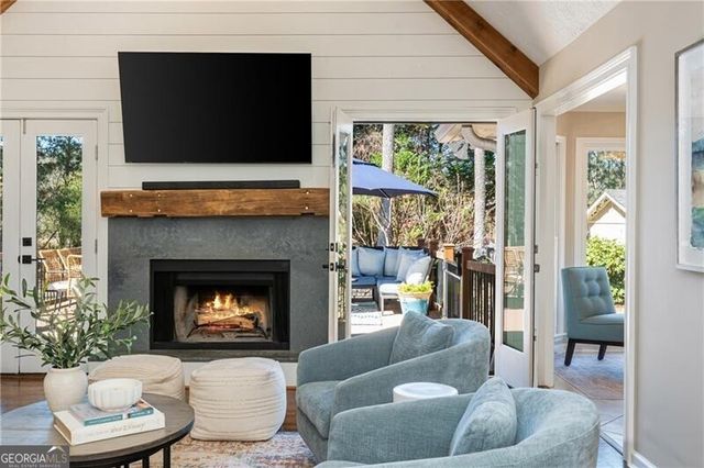 11190 Surrey Park Trail, Johns Creek, GA 30097