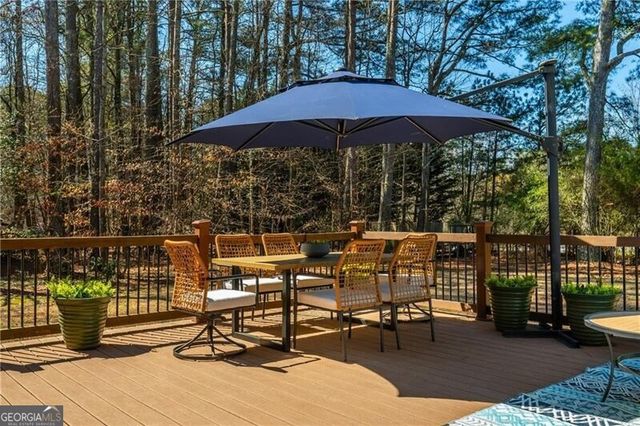 11190 Surrey Park Trail, Johns Creek, GA 30097