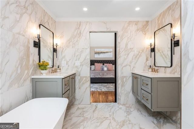 11190 Surrey Park Trail, Johns Creek, GA 30097