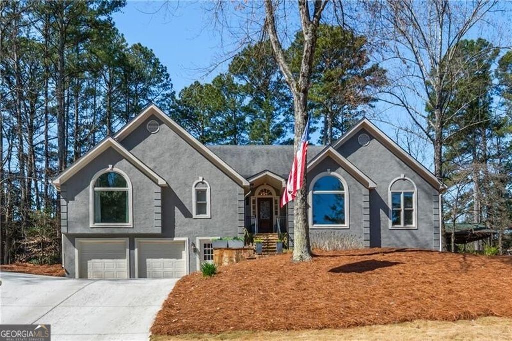 11190 Surrey Park Trail, Johns Creek, GA 30097