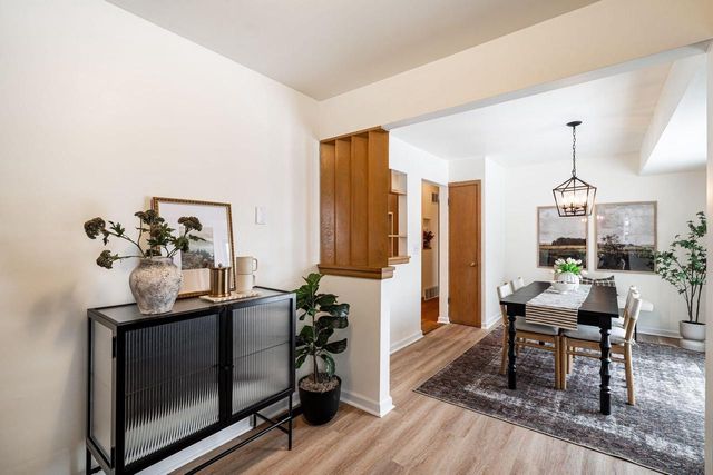 3401 W Wanda AVENUE, Milwaukee, WI 53221