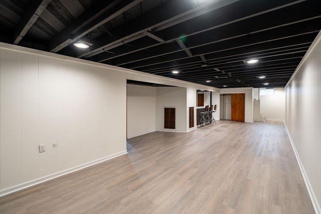 3401 W Wanda AVENUE, Milwaukee, WI 53221