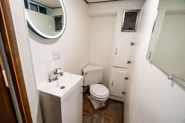 3401 W Wanda AVENUE, Milwaukee, WI 53221