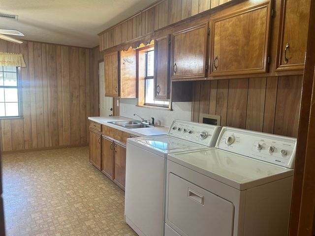 3091 Chipmunk, Gilmer, TX 75644