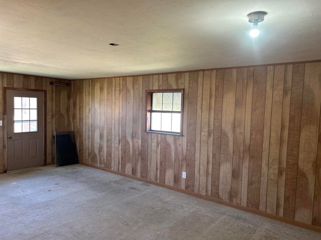 3091 Chipmunk, Gilmer, TX 75644