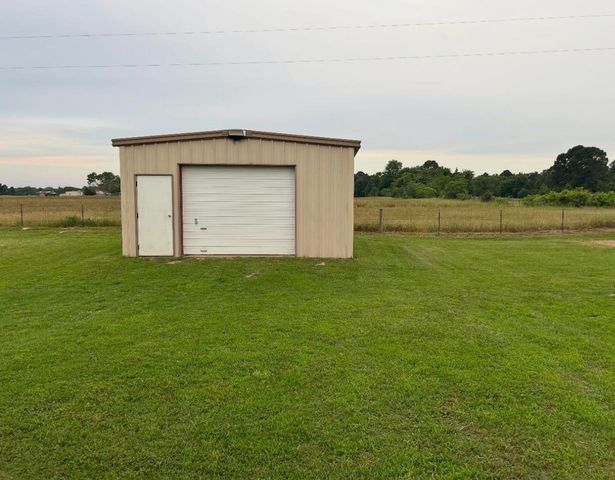 3091 Chipmunk, Gilmer, TX 75644