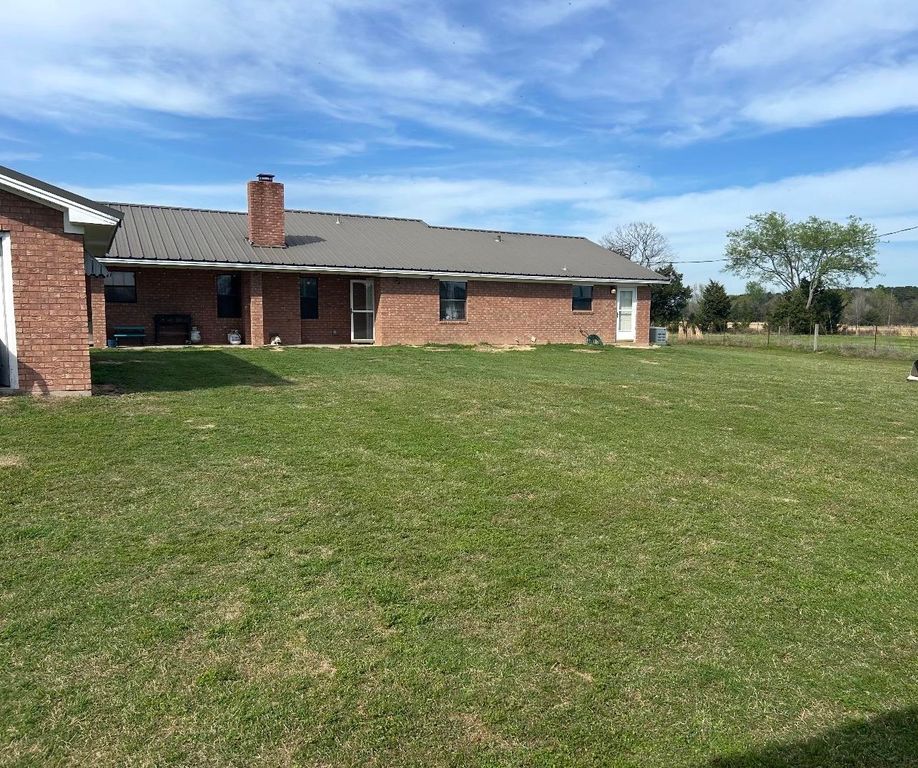 3091 Chipmunk, Gilmer, TX 75644